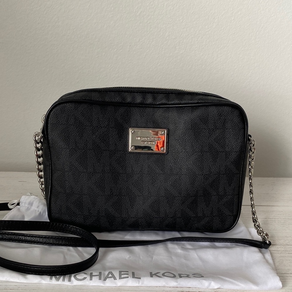 Michael Kors crossbody bag